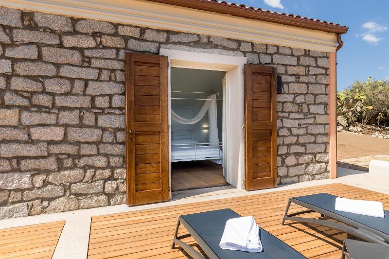 Tenuta Petra Bianca image