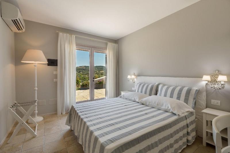 Tenuta Petra Bianca image
