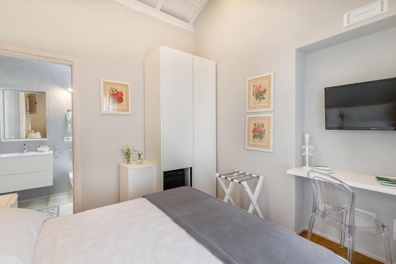 Tenuta Petra Bianca image