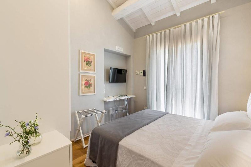 Tenuta Petra Bianca image