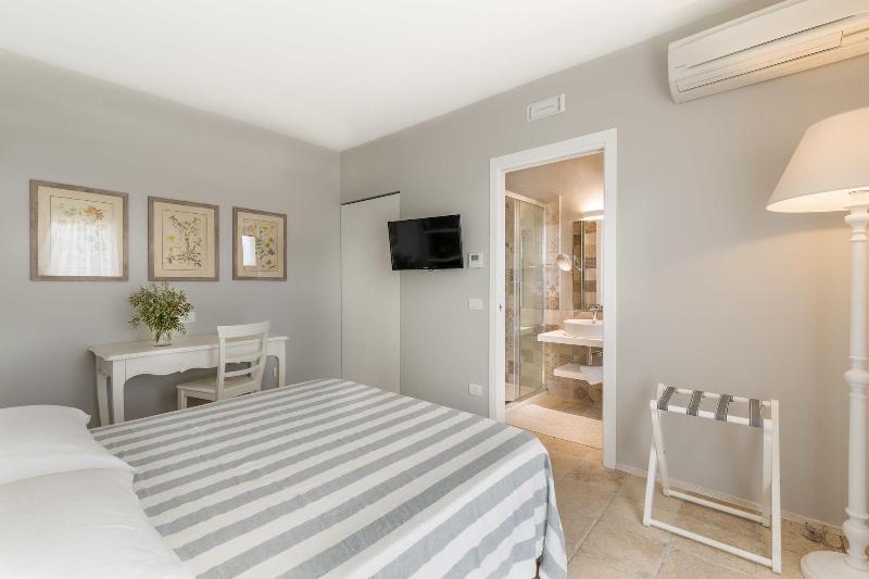 Tenuta Petra Bianca image