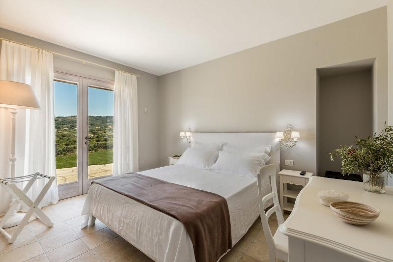 Tenuta Petra Bianca image