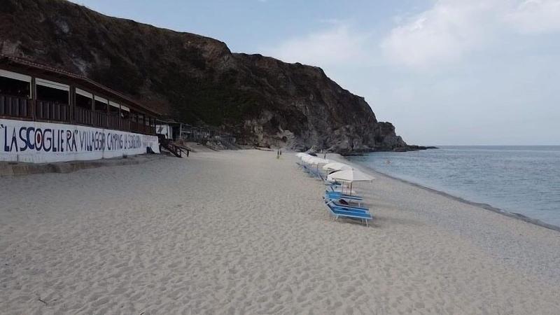 Villagio Camping La Scogliera image