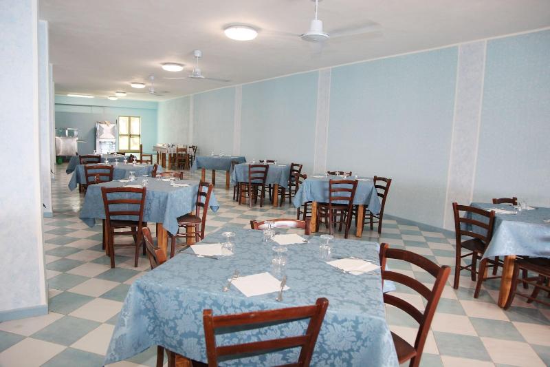 Villagio Camping La Scogliera image