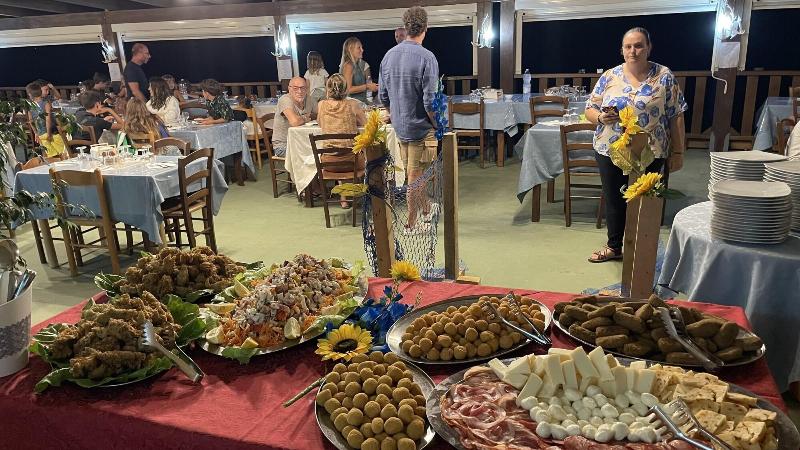 Villagio Camping La Scogliera image