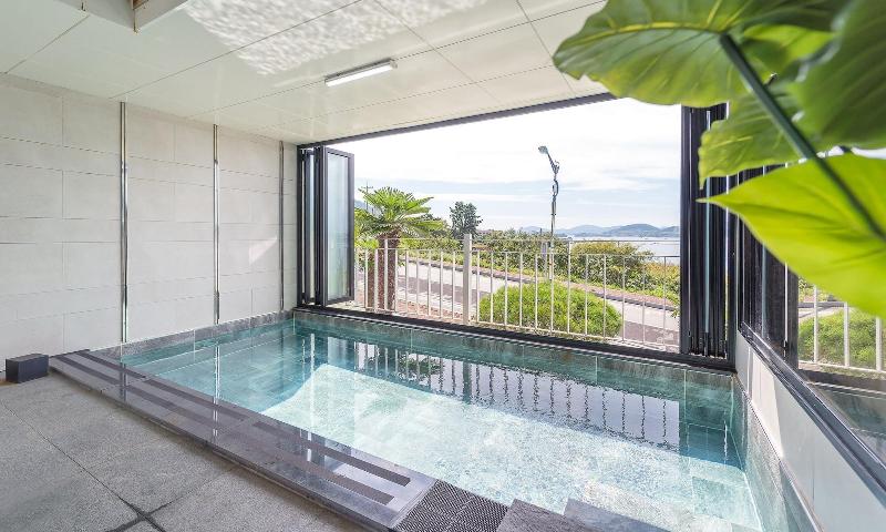 Arte Resort Spa & Pool Villa image