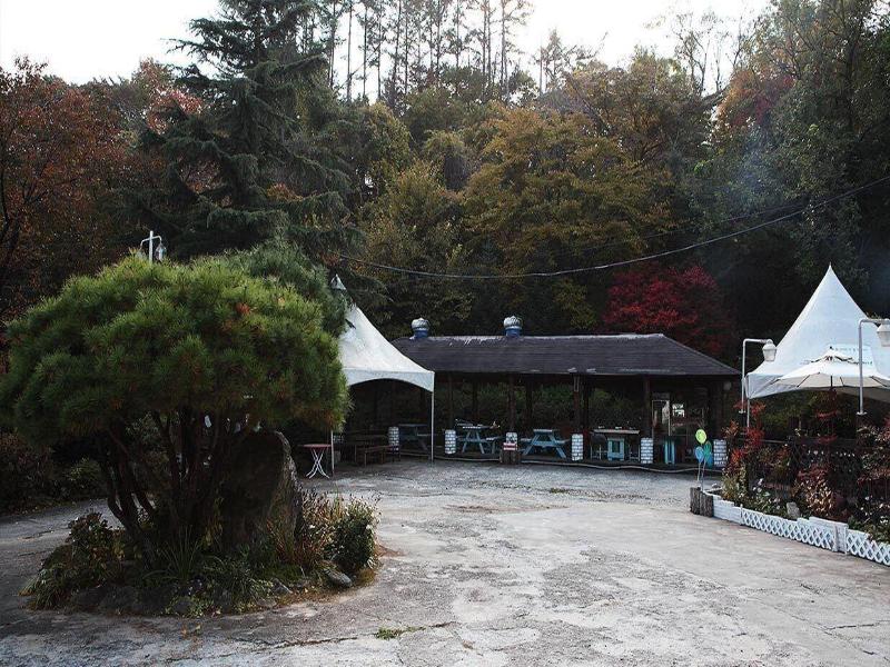 Muju Bakam Villa Pension image