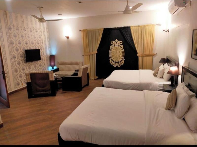 Livin Hub Guest House