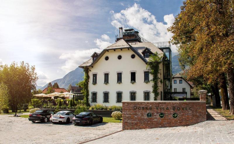 Hotel Dobra Vila — exterior view