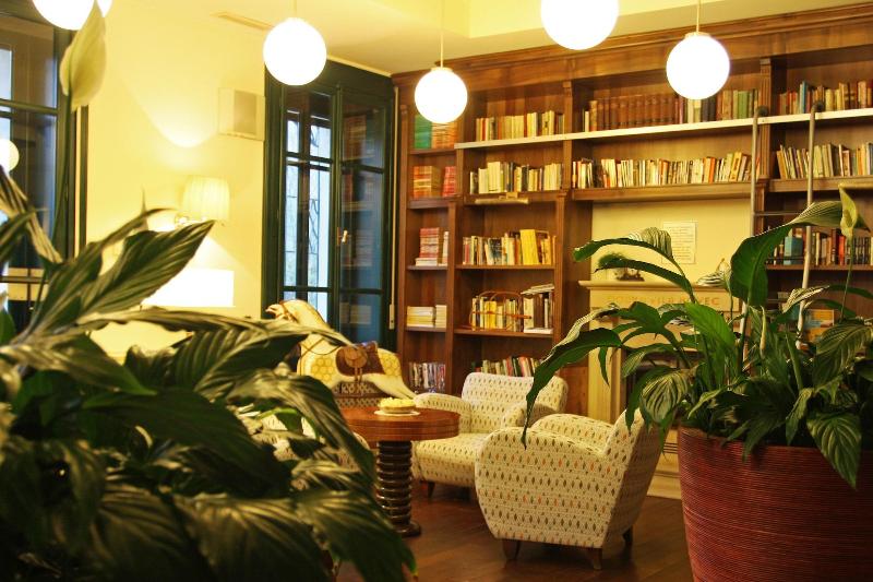 Hotel Dobra Vila — view
