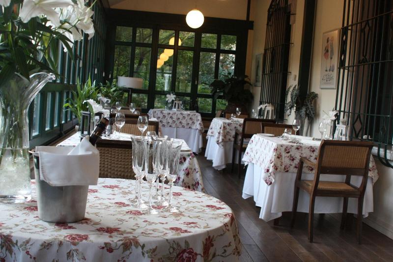 Hotel Dobra Vila image