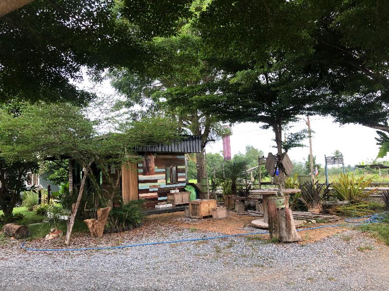 Metha Country View Homestay