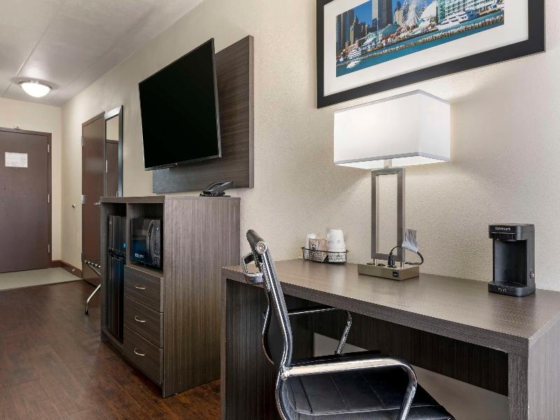 Best Western Plus South Holland/Chicago Southland image