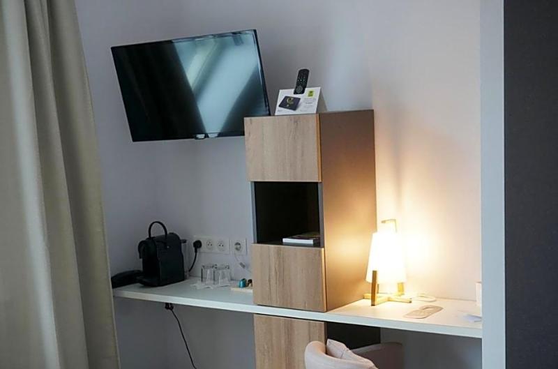 LOGIS HOTEL LE CONFLUENT image