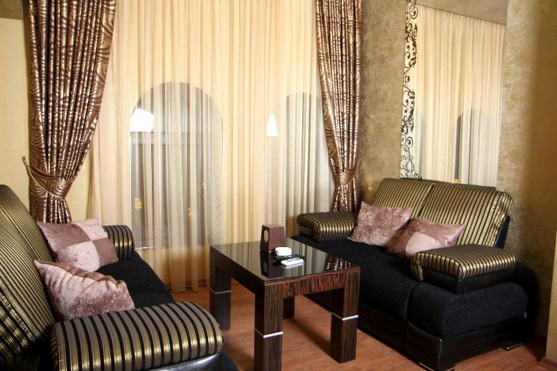 Hotel Roma Yerevan & Tours image