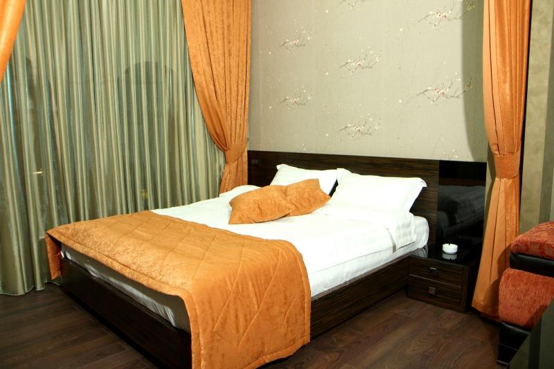 Hotel Roma Yerevan & Tours image