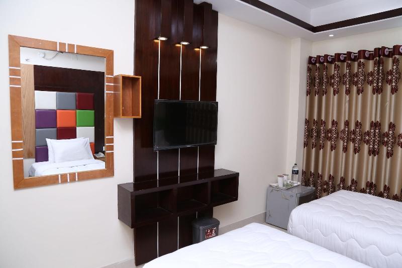 Platinum Hotel Ltd image