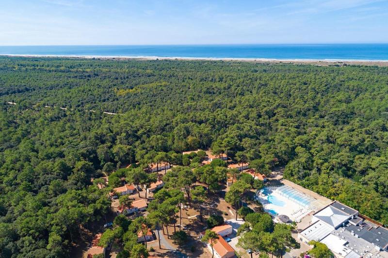 Village Vacances Azureva Ile d'Oleron image