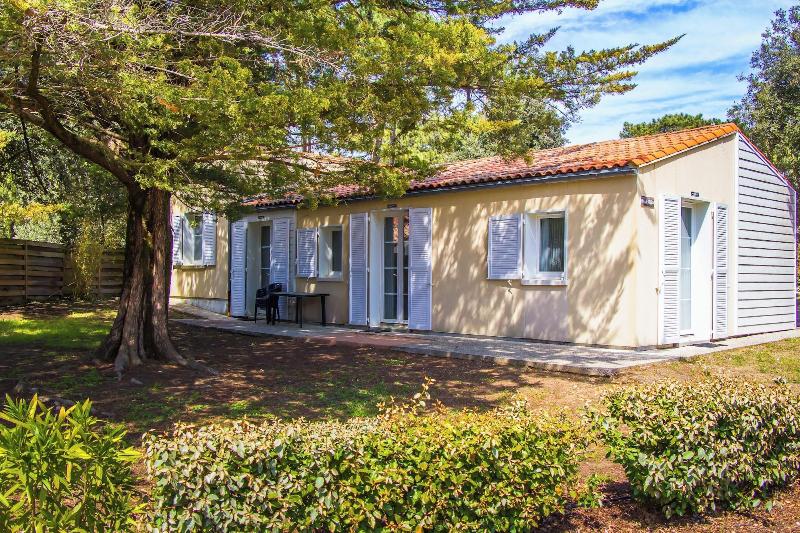 Village Vacances Azureva Ile d'Oleron image