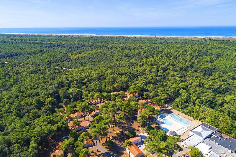 Village Vacances Azureva Ile d'Oleron image