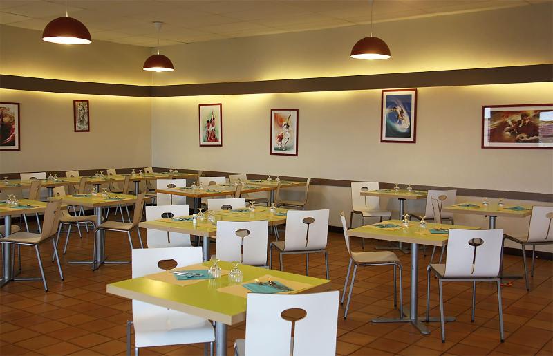 Village Vacances Azureva Hendaye image