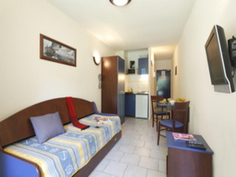 Vacanceole - Le Domaine de Chames image