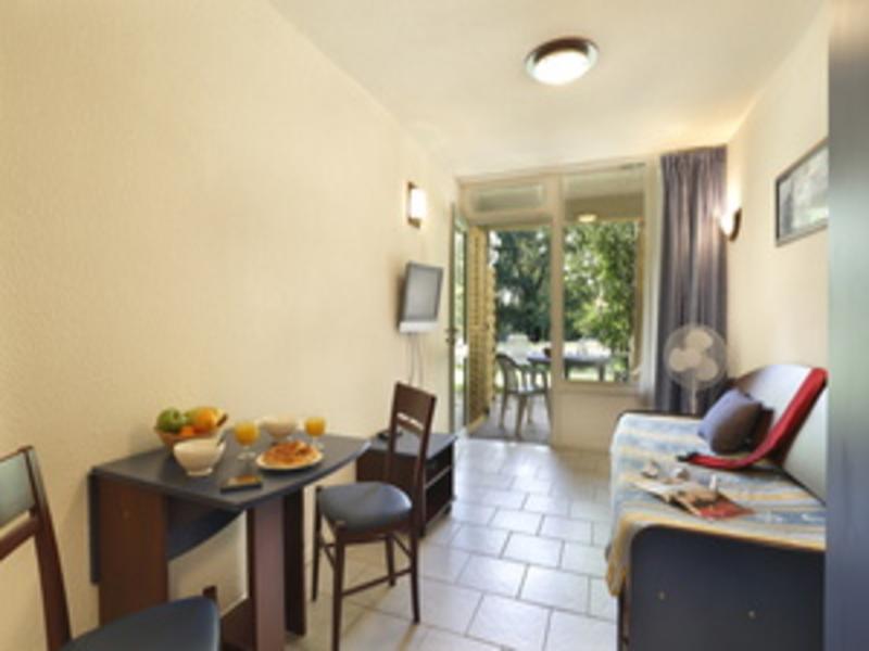 Vacanceole - Le Domaine de Chames image