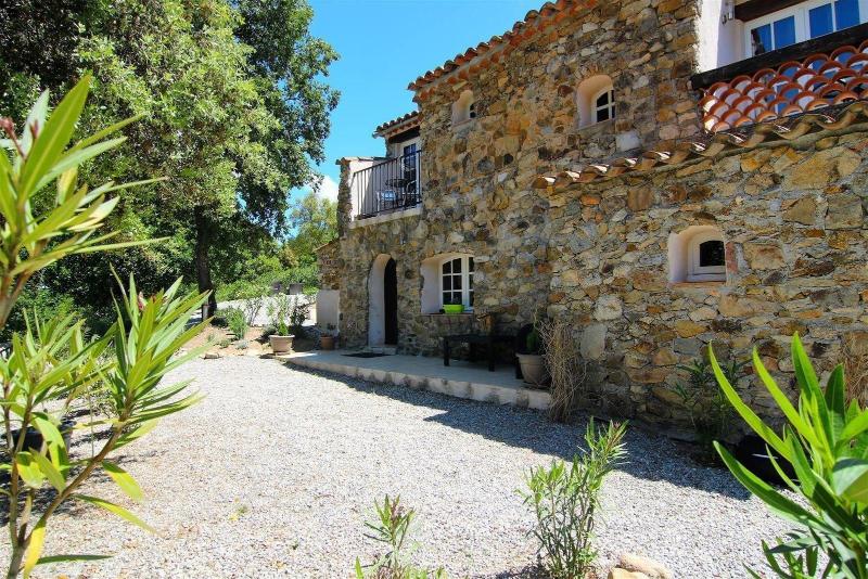 Hameau des Claudins image