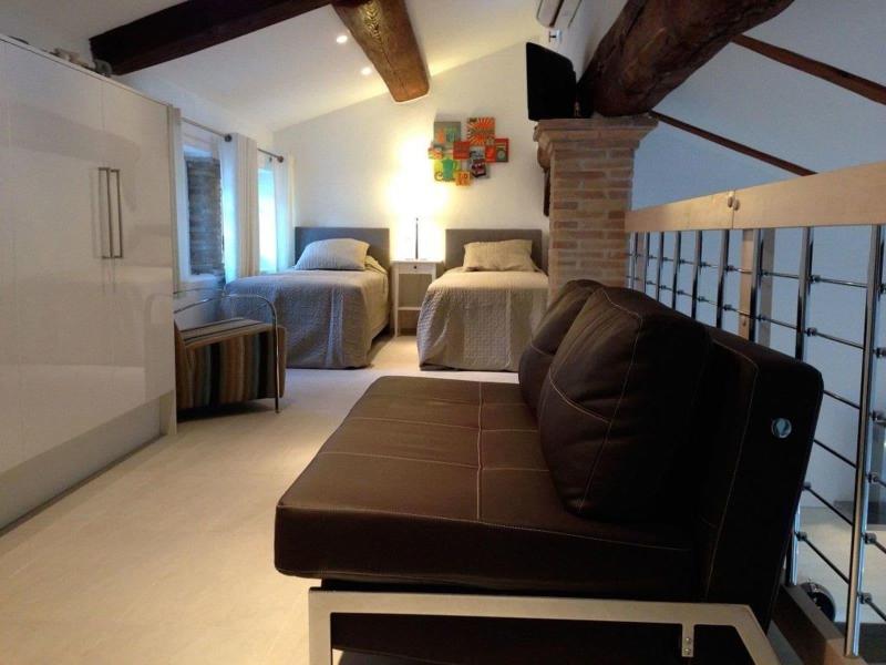 Hameau des Claudins image