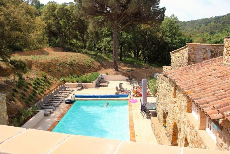 Hameau des Claudins image