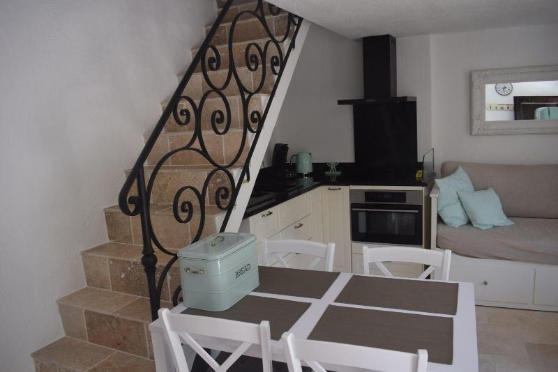 Hameau des Claudins image