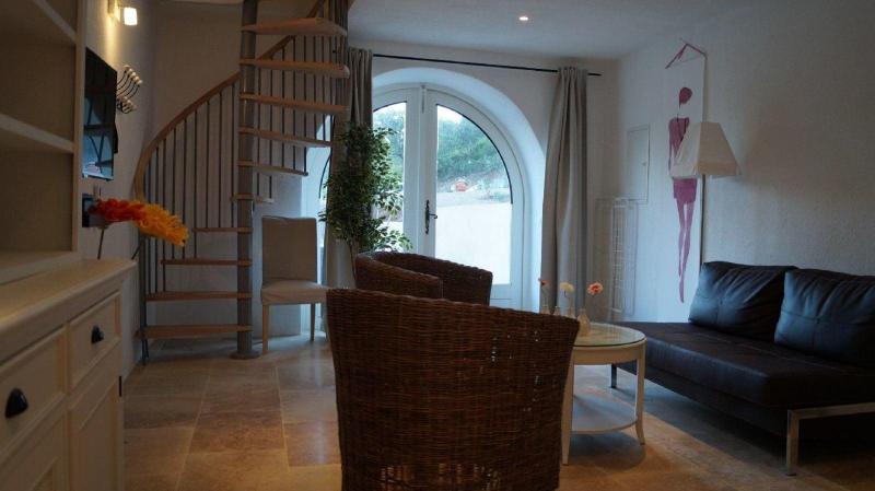 Hameau des Claudins image