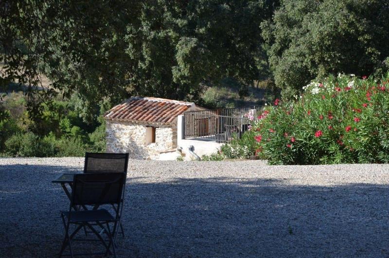 Hameau des Claudins image