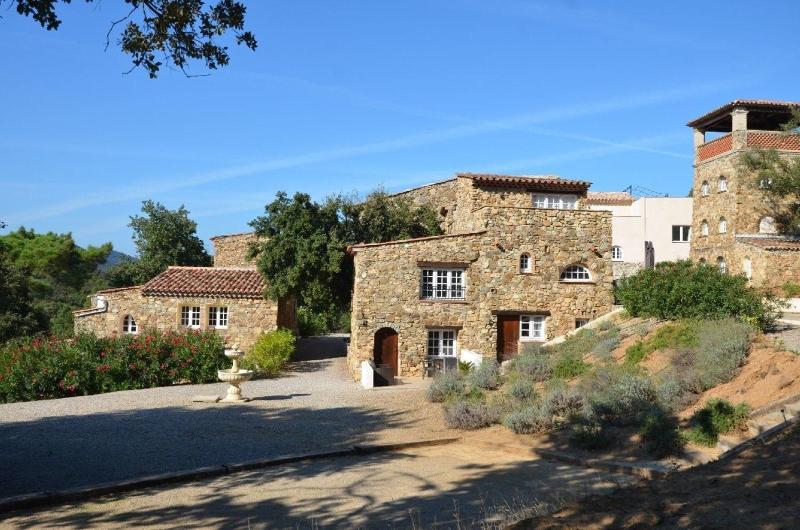 Hameau des Claudins image