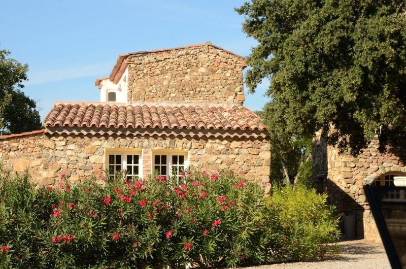Hameau des Claudins image