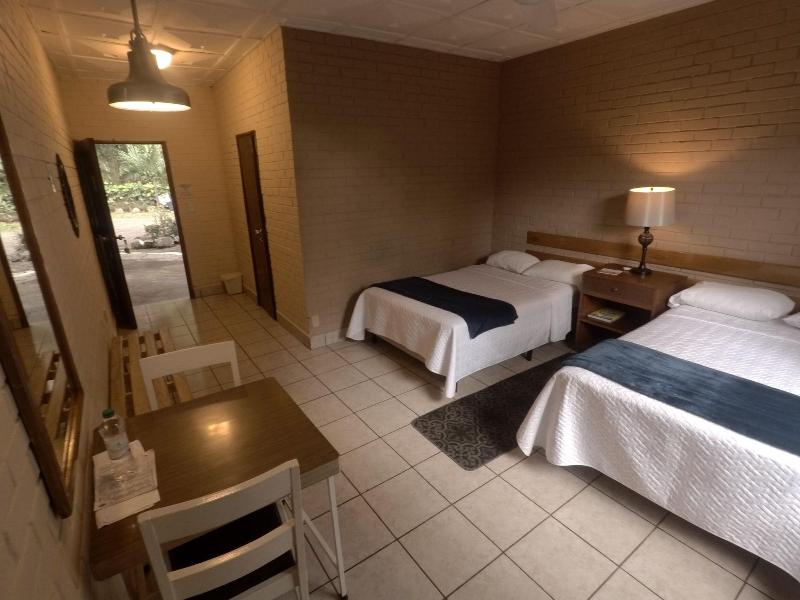 Hotel La Colonia image