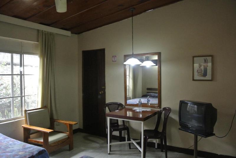 Hotel La Colonia image