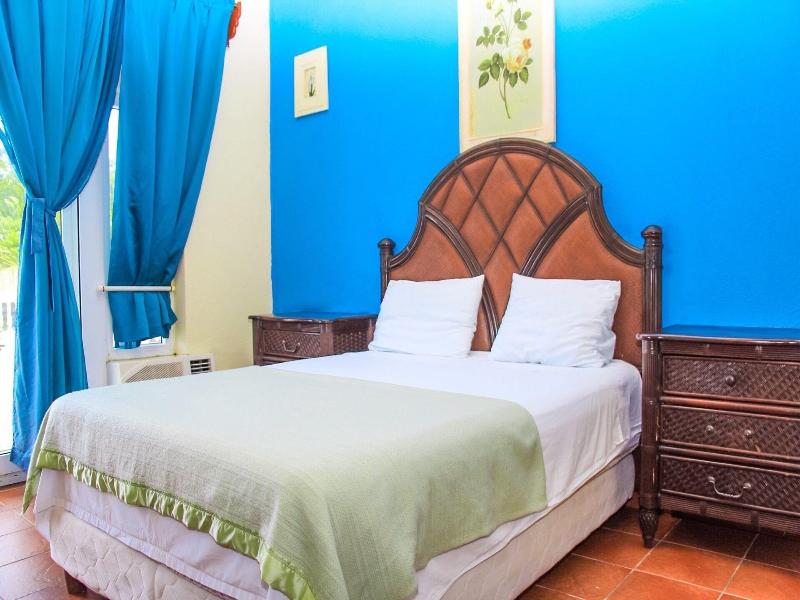West End Dive Resort image