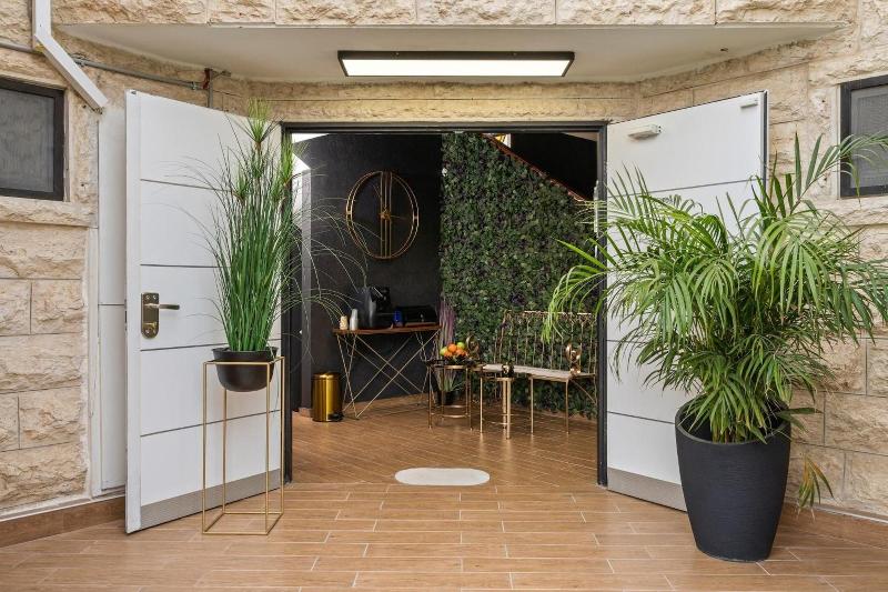La Finca - Luxury Suites Hotel