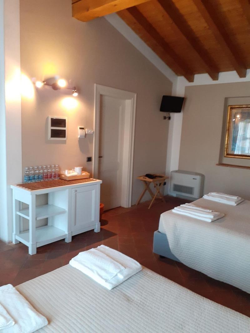 Corte Breda Agriturismo Bed & Breakfast image