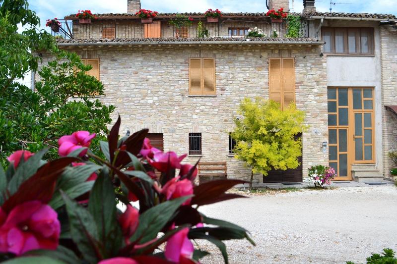 Camere I Monelli image