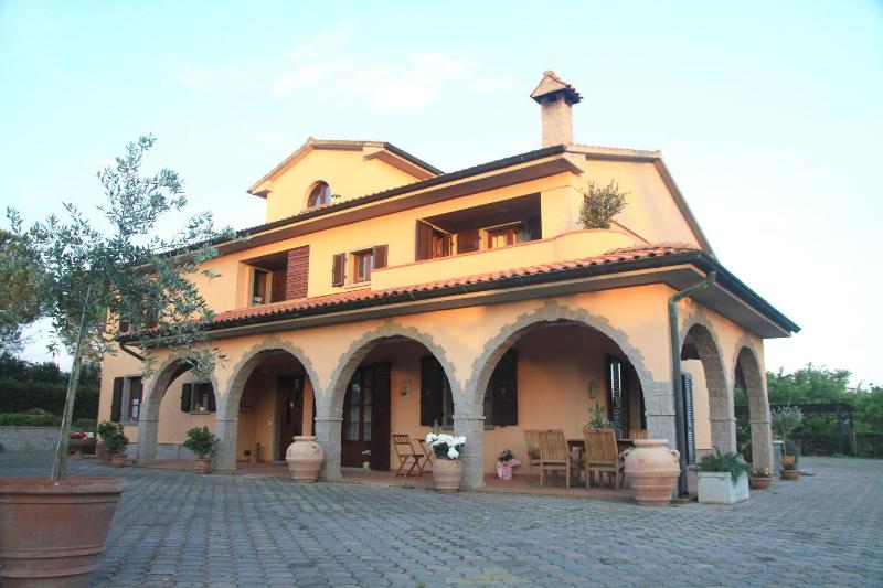 Villa Mandrioli Agriturismo — exterior view