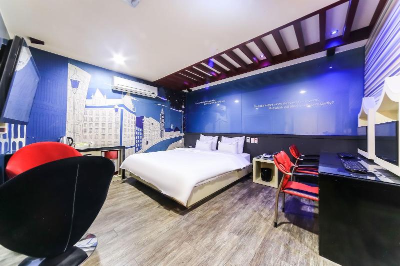 Hotel Vov image