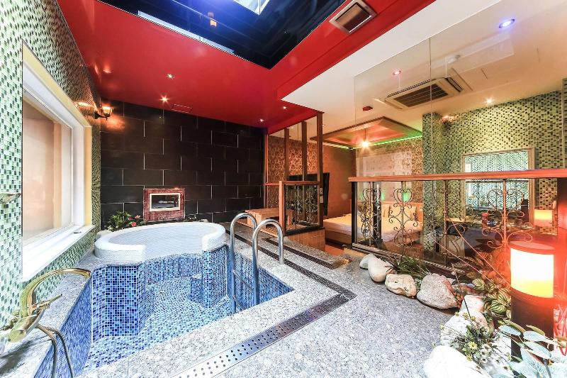 Hotel Vov image