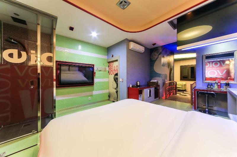Hotel Vov image