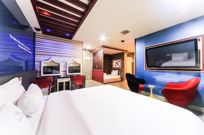 Hotel Vov image