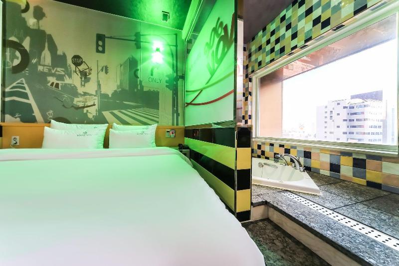 Hotel Vov image