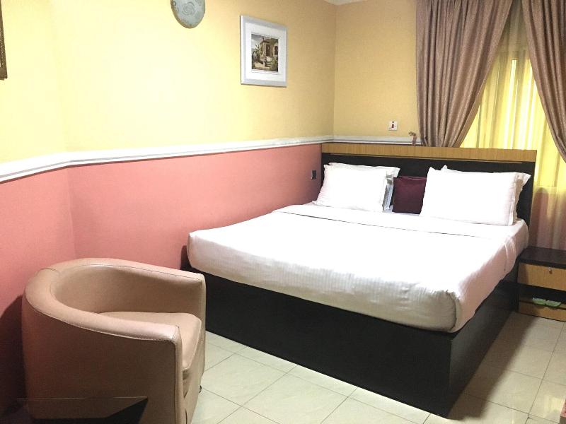 Sweet Savor Hotels & Suites image