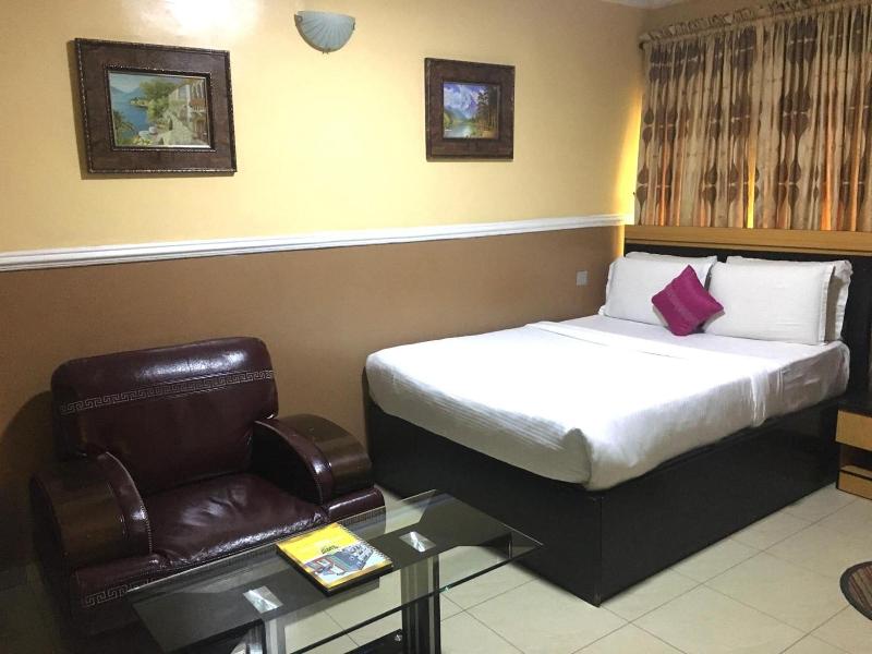 Sweet Savor Hotels & Suites image