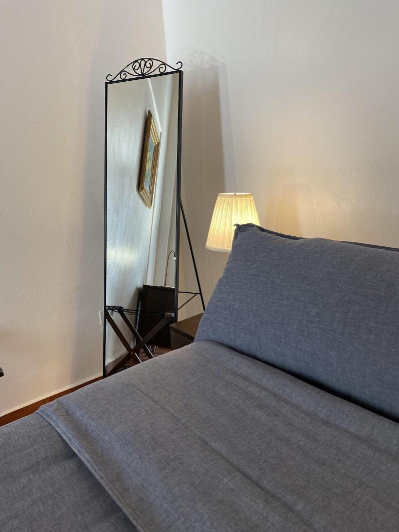 352 Guest House image